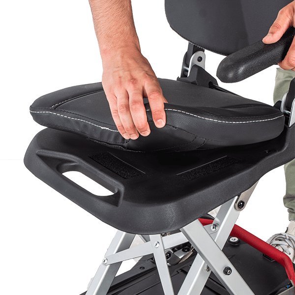 scooter-plegable-totalcare-formentera_Fotos-contenido_COJIN-EXTRAIBLE-2.png