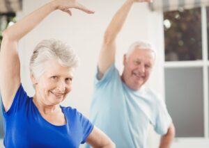 Programas de deporte adaptado en centros de mayores
