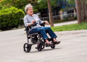 Cómo adaptar tu silla de ruedas para mayor comodidad y eficiencia